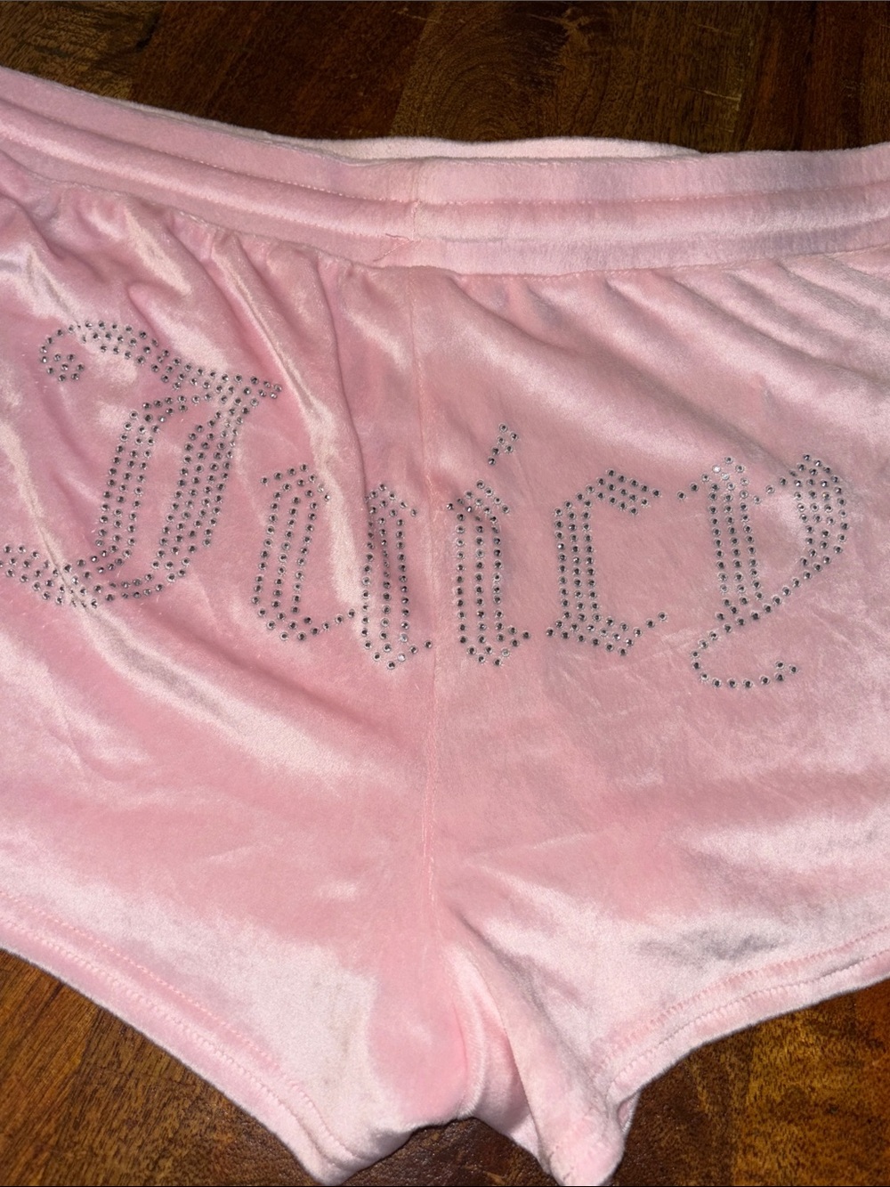 Juicy Couture Light Pink Drawstring Lounge Shorts - Picture 4 of 6